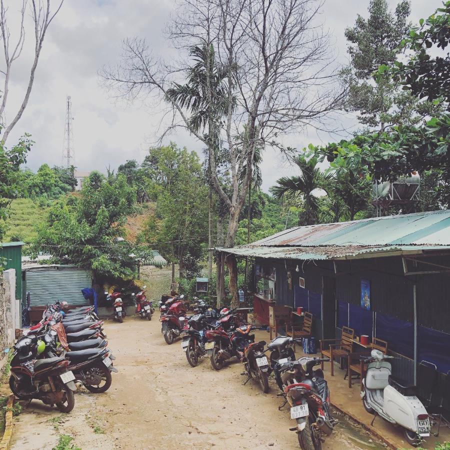 Homestay Bien Rung Gia Nghĩa Exterior foto